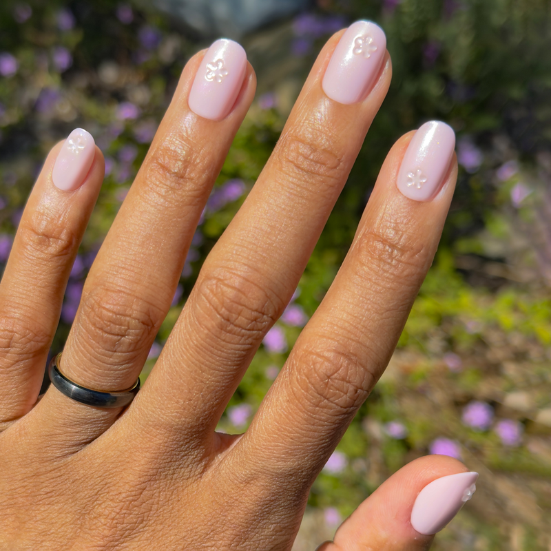 picture of Puffy Floral Metallic - Press-On | Short | Round