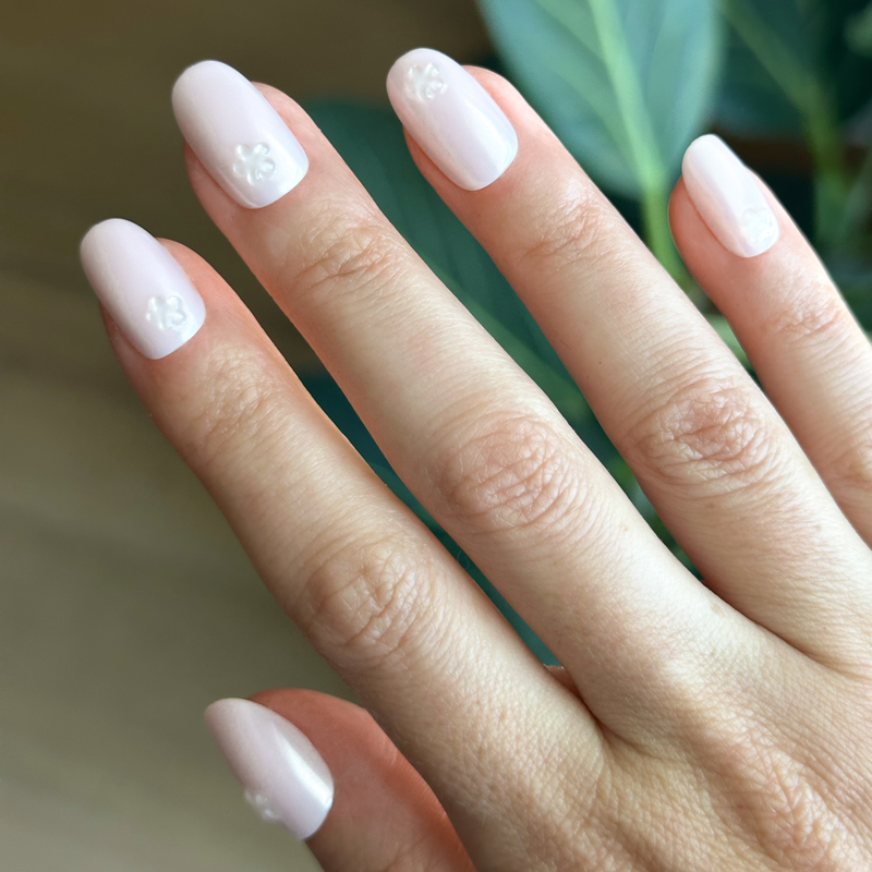 picture of Puffy Floral Metallic - Press-On | Short | Round