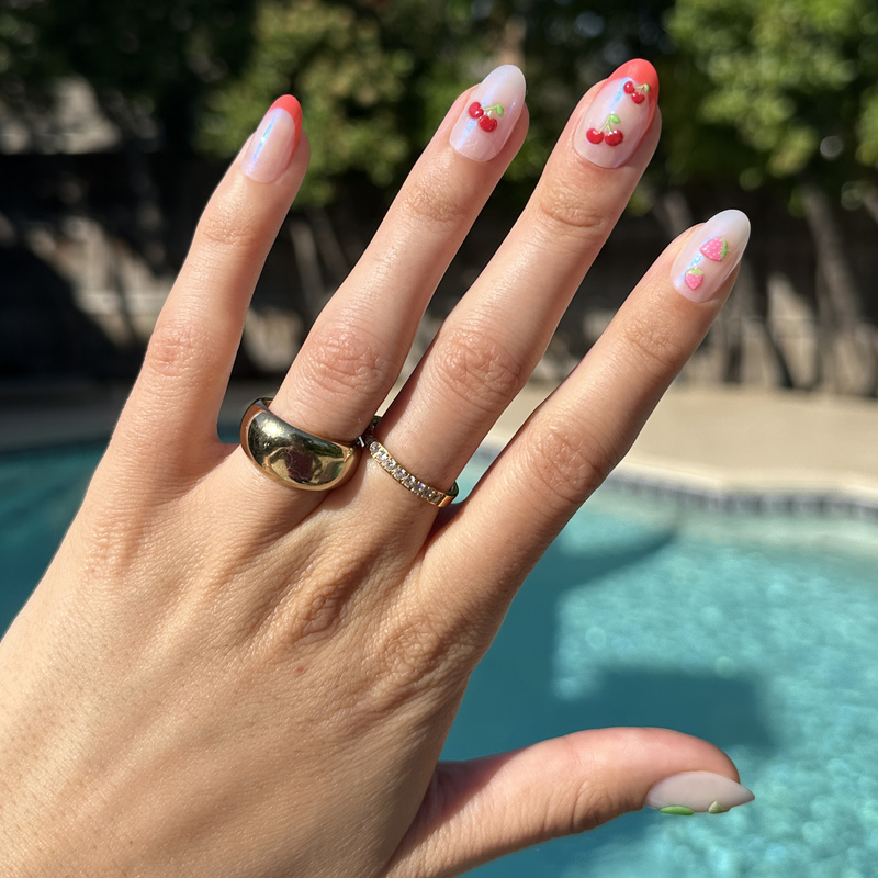 picture of Puffy Fruits - Press-On | Medium | Oval