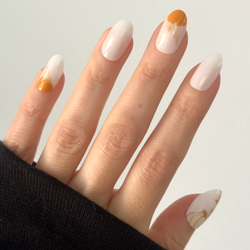 Pumpkin Glam - Press-On | Medium | Oval