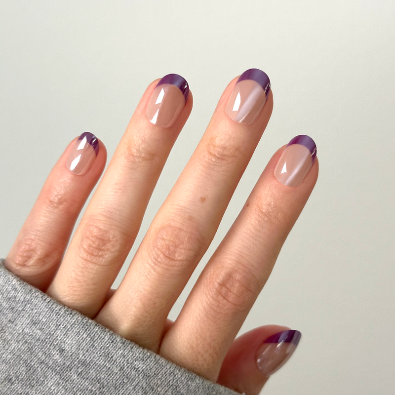 Purple Chrome Velvet - Press-On | Extra Short | Round