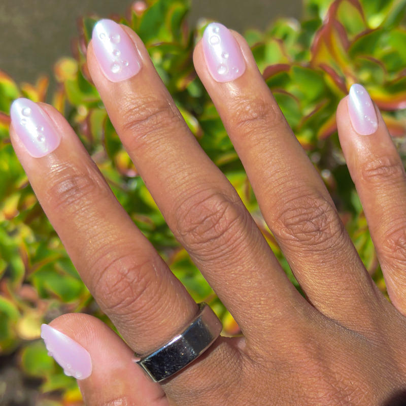 picture of Purple Puka Raindrops - Press-On | Short | Almond