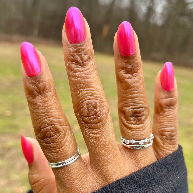 picture of Rose Jelly Chrome - Press-On | Medium | Oval