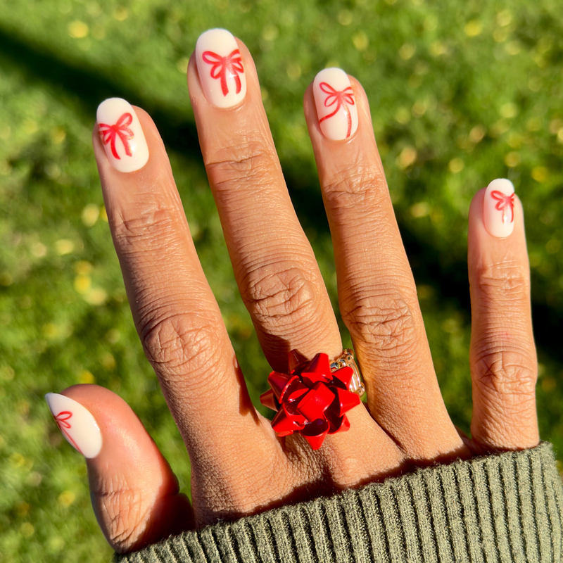 picture of Red Chrome Bows - Tab Press-On | Short | Round