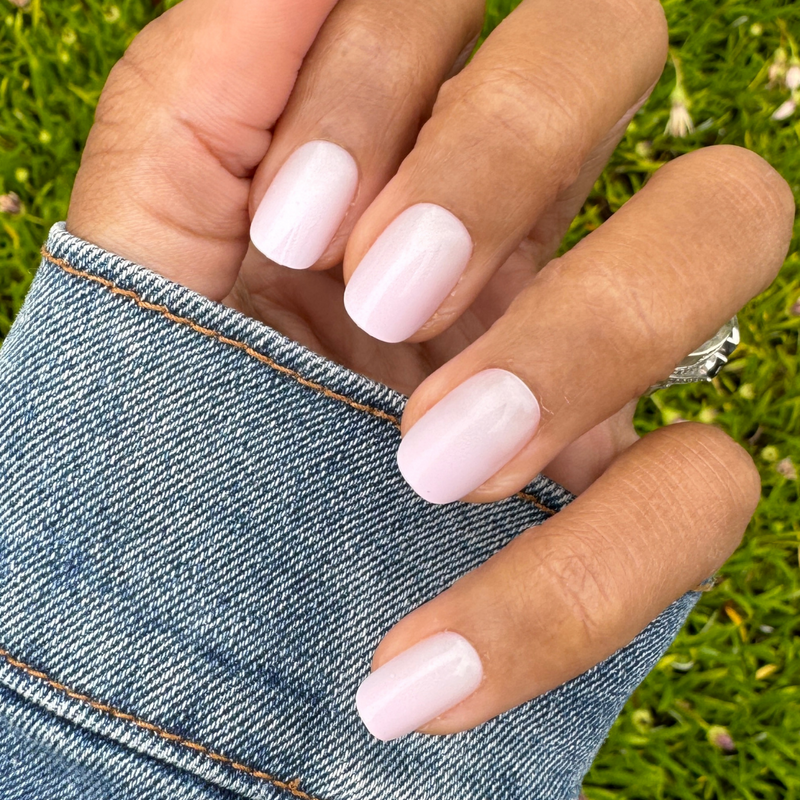 picture of Sheer Pink Gradient - Press-On | Short | Squoval