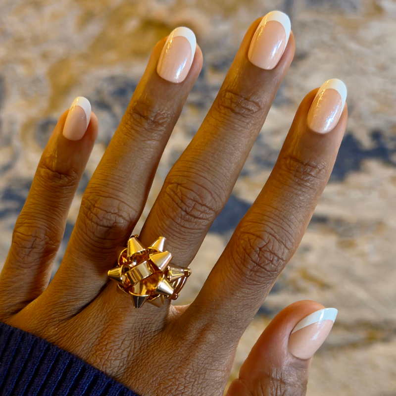 picture of Snowy French - Press-On | Short | Round