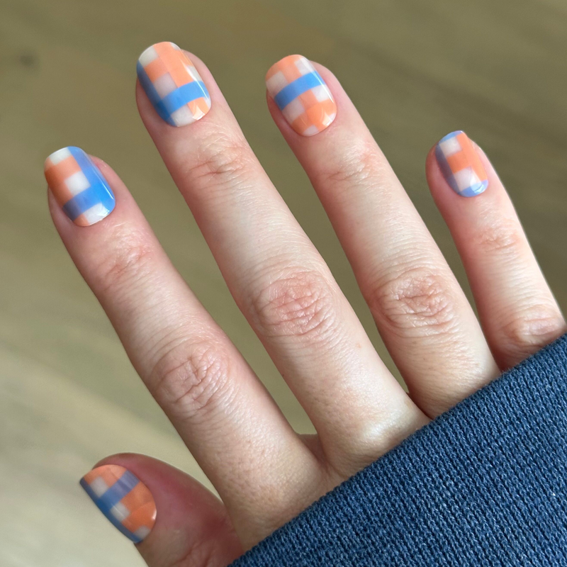 picture of Soft Plaid - Press-On | Extra Short | Squoval