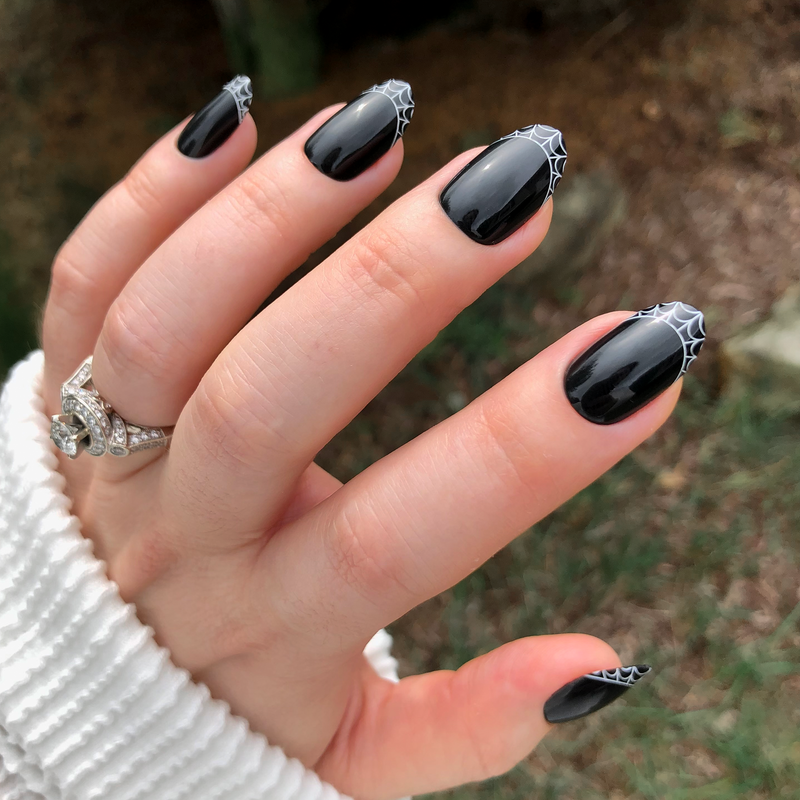Spiderweb French | Medium | Oval - Tab Press-On