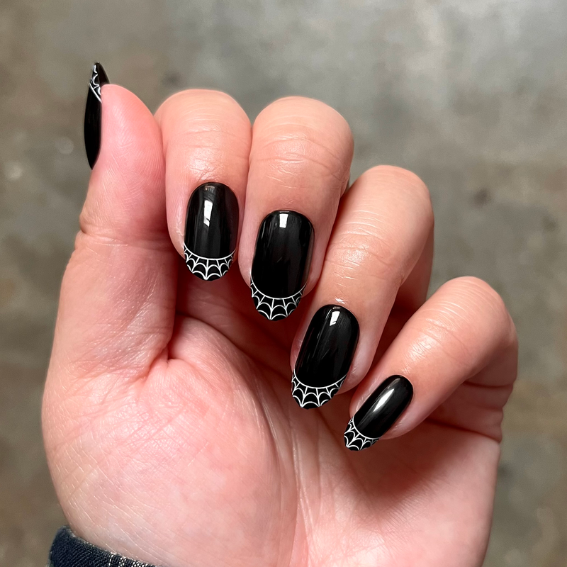 Spiderweb French | Medium | Oval - Tab Press-On