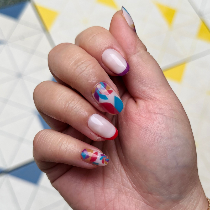 picture of Spinning Pinwheel - Press-On | Short | Round