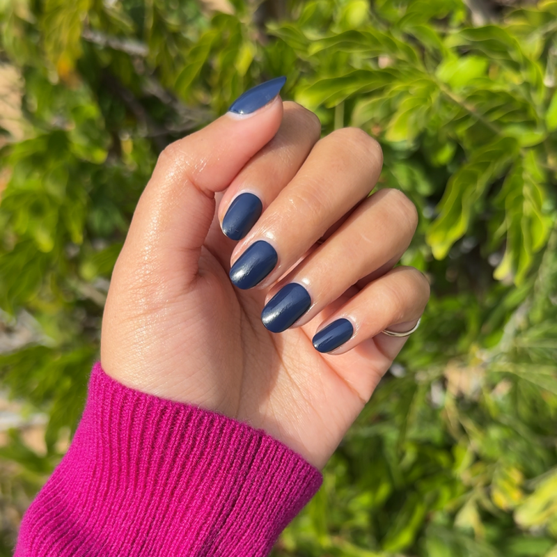 picture of Suited | Extra Short | Round - Tab Press-On