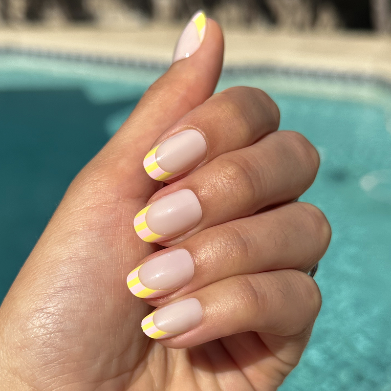 picture of Summer Stripe French - Press-On | Short | Round