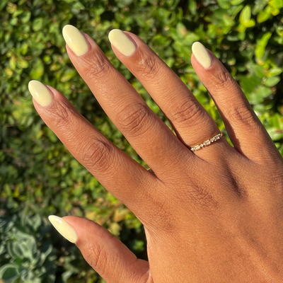 Sunny Gel on nails