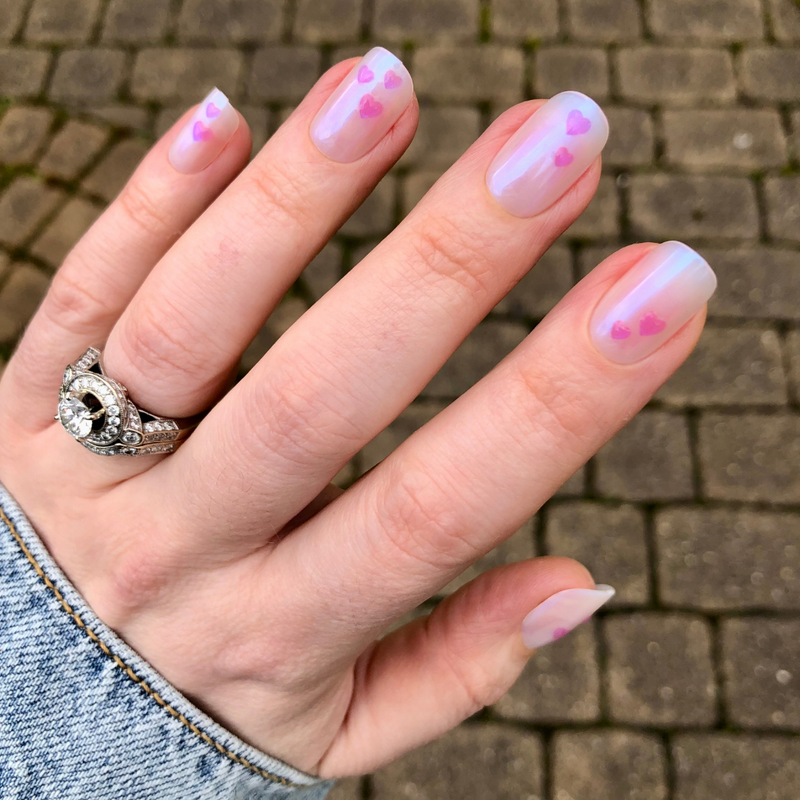 picture of Tiny Puffy Hearts - Press-On | Short | Squoval