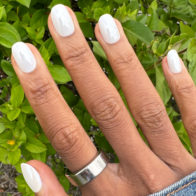 picture of White Chrome - Press-On | Short | Round