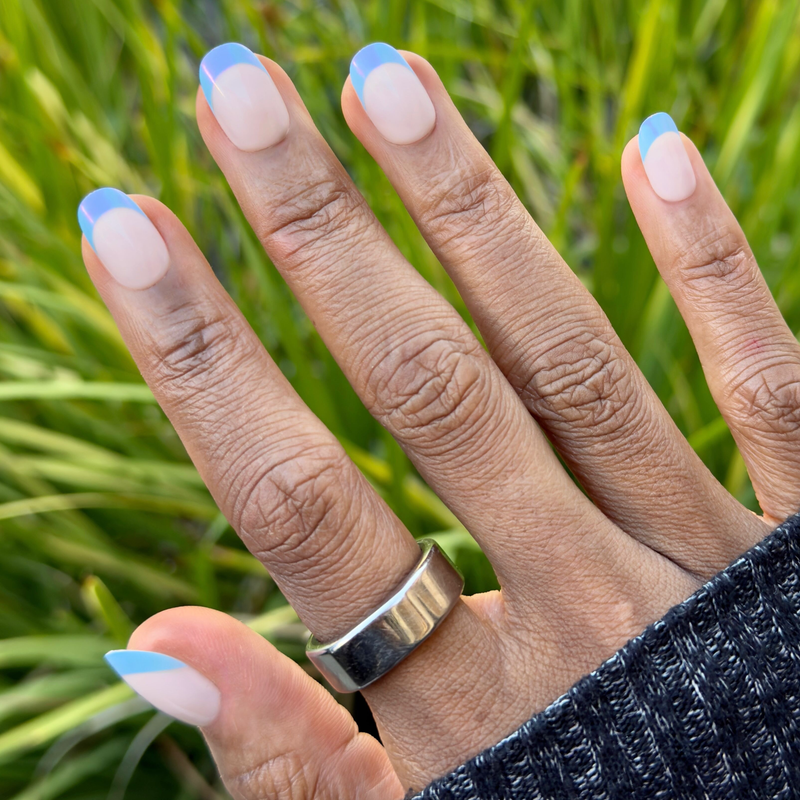 picture of Winter Blues Chrome French - Tab Press-On | Short | Round