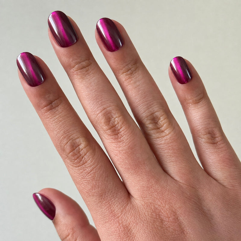 Actually Dramatic Velvet - Tab Press Ons | Short | Round