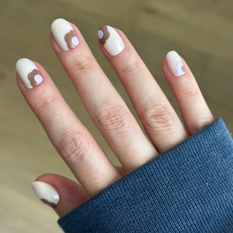 picture of Big Fall Blooms - Press-On | Extra Short | Round