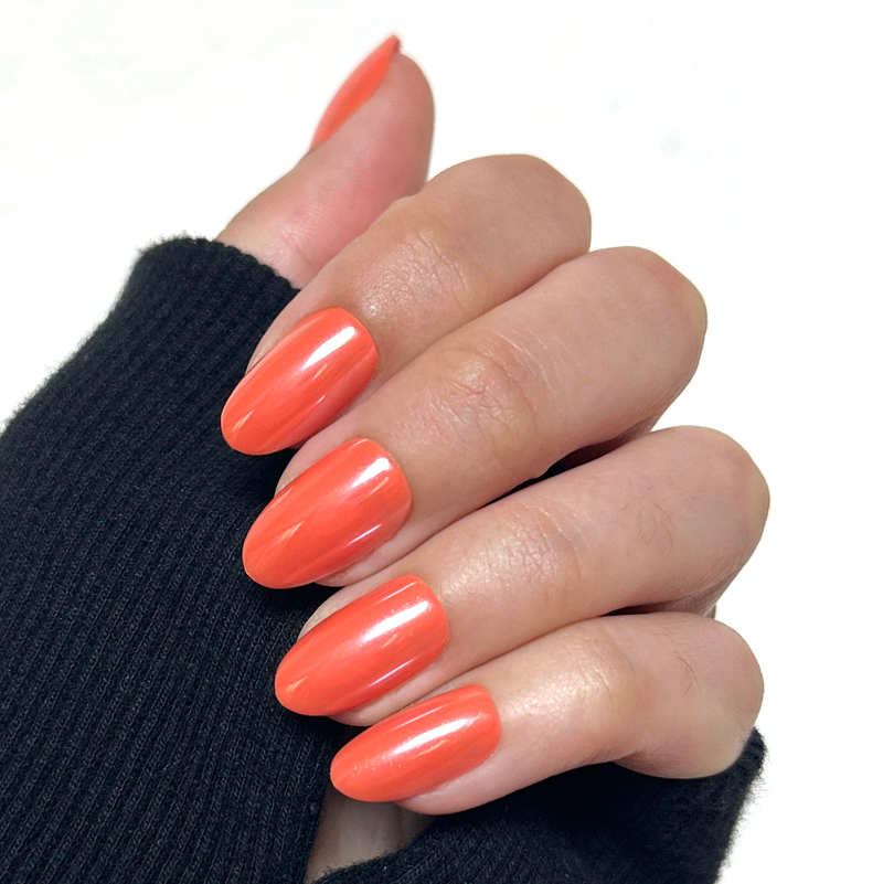 picture of Bounce Back Chrome - Press-On | Medium | Oval