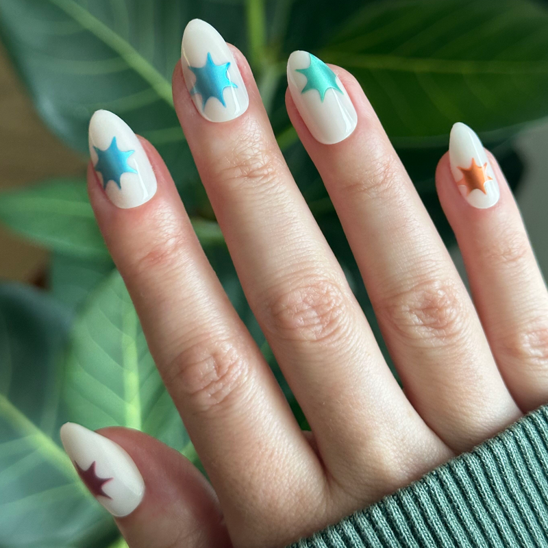 picture of Chrome Burst - Press-On | Medium | Almond