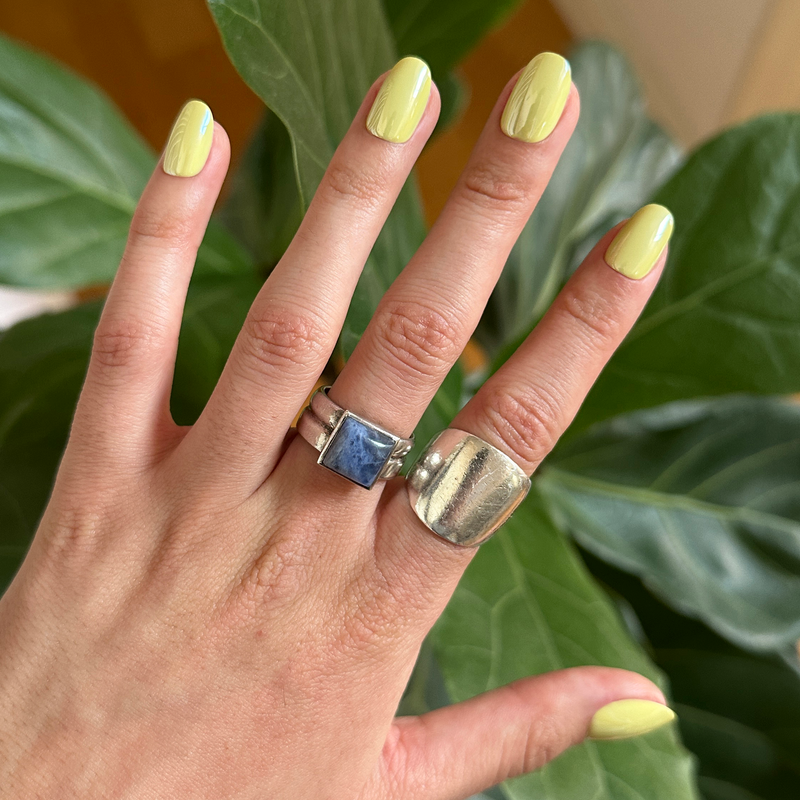 picture of Citrus Chrome - Press-On | Short | Round