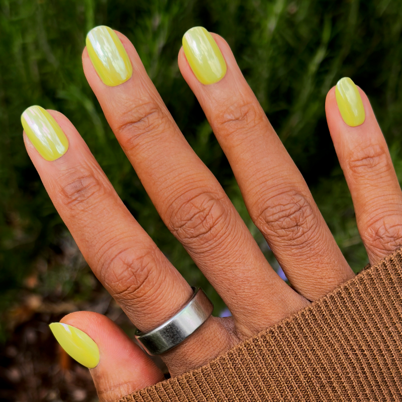 picture of Citrus Chrome - Press-On | Short | Round