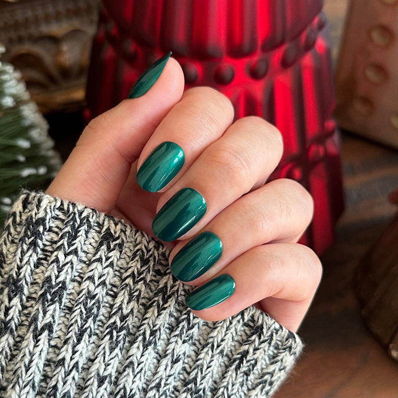 picture of Emerald Velvet - Press-On | Medium | Almond