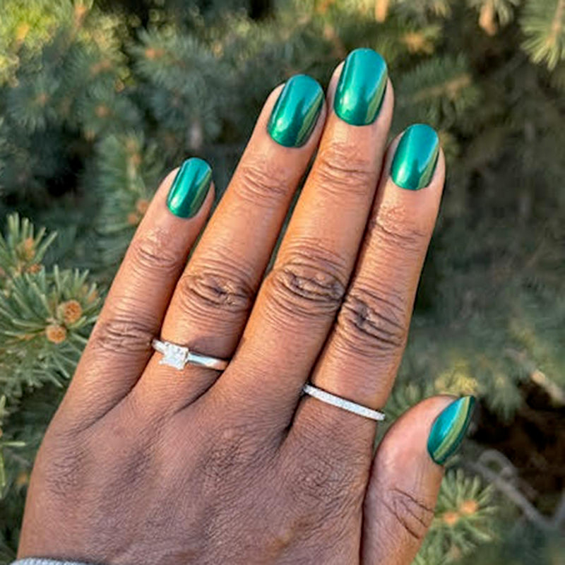 picture of Emerald Velvet - Press-On | Medium | Almond