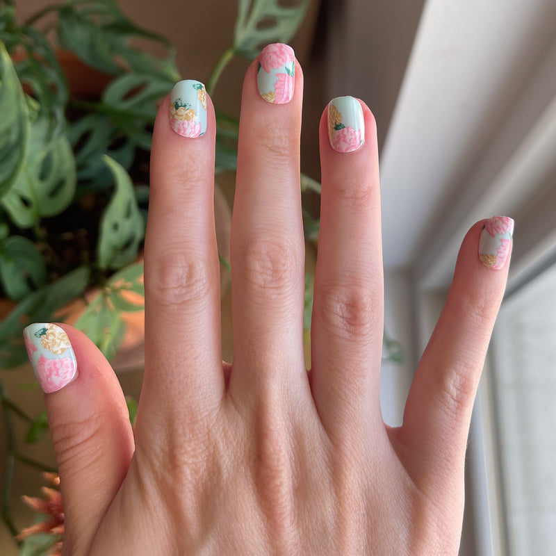 picture of Full Floral - Press-On | Extra Short | Squoval