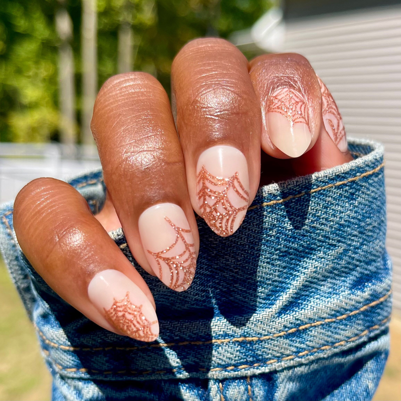 Glitter Spiderwebs - Press-On | Medium | Almond