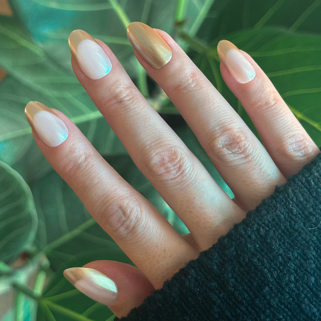 Gold Glimmer French - Press-On | Medium | Oval medium oval nails with solid gold and shiny French tips for easy at-home manicure