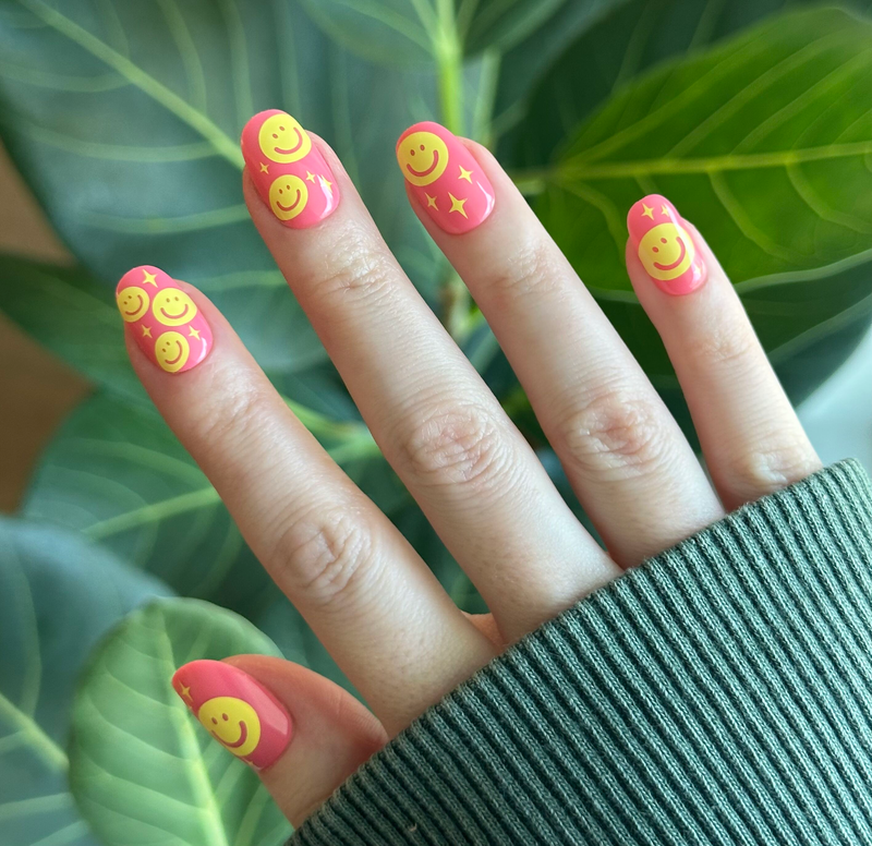 picture of Happy All Over | Short | Round - Tab Press-On