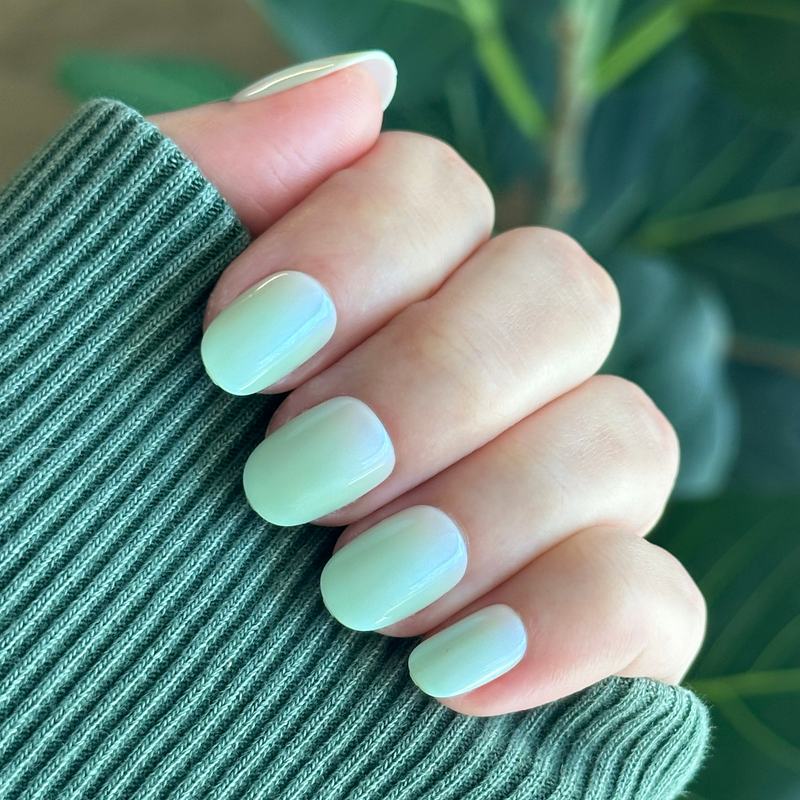 Minty Shimmer | Extra Short | Round - Tab Press-On - Tab Press-On