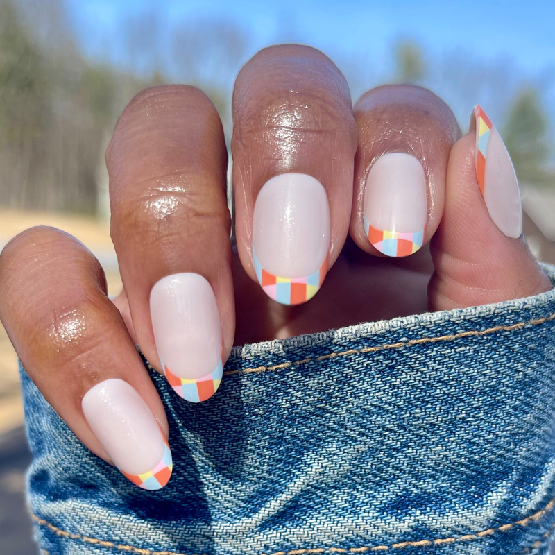 picture of Parade French - Press-On | Medium | Oval