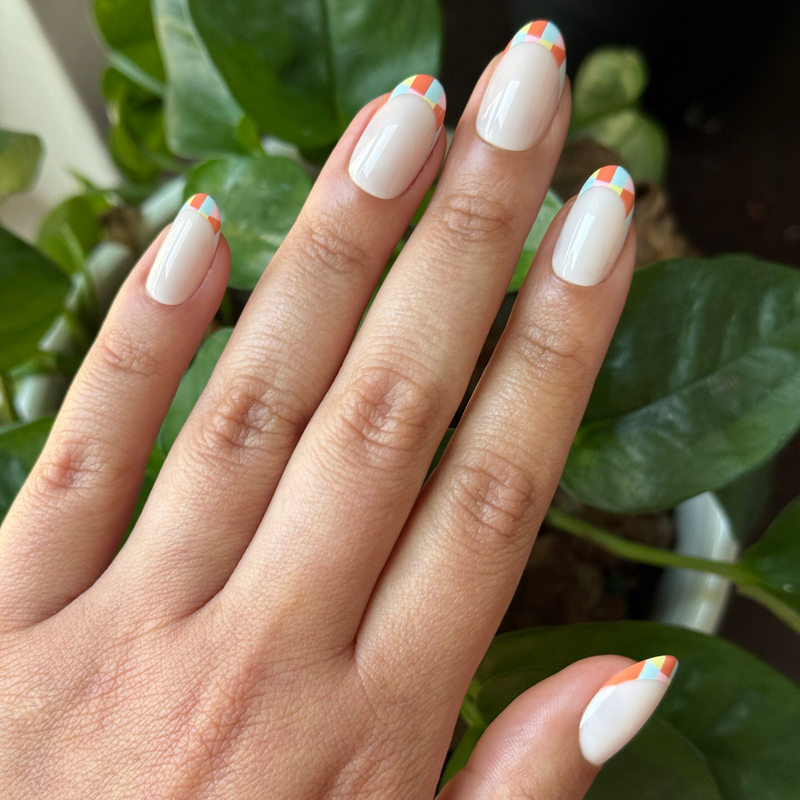 picture of Parade French - Press-On | Medium | Oval