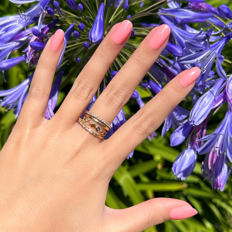 picture of Pen Pal - Press-On | Short | Round