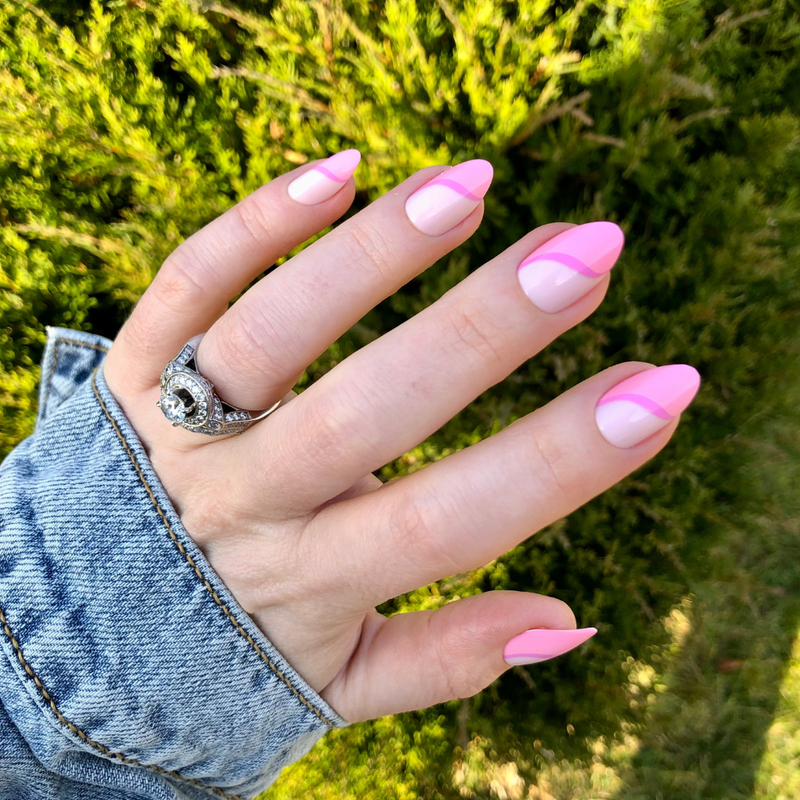 picture of Pink Simple Twist - Press-On | Medium | Almond