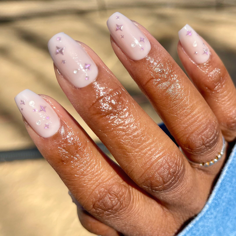 picture of Puffy Sparkles & Pearls - Press-On | Medium | Coffin