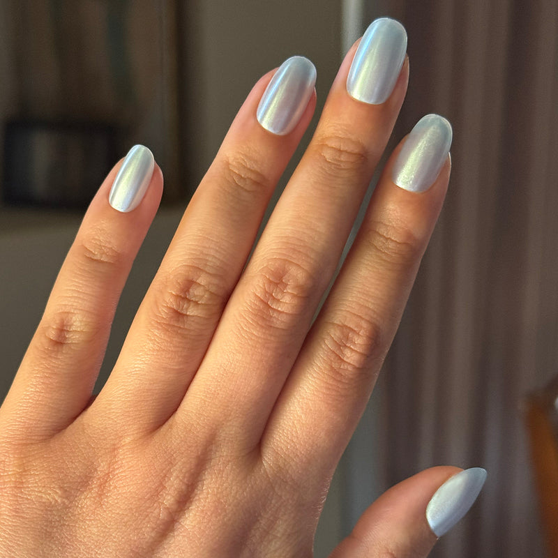 picture of Sky Chrome - Press-On | Short | Round