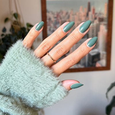 Still Life of Flowers - Gel on nails