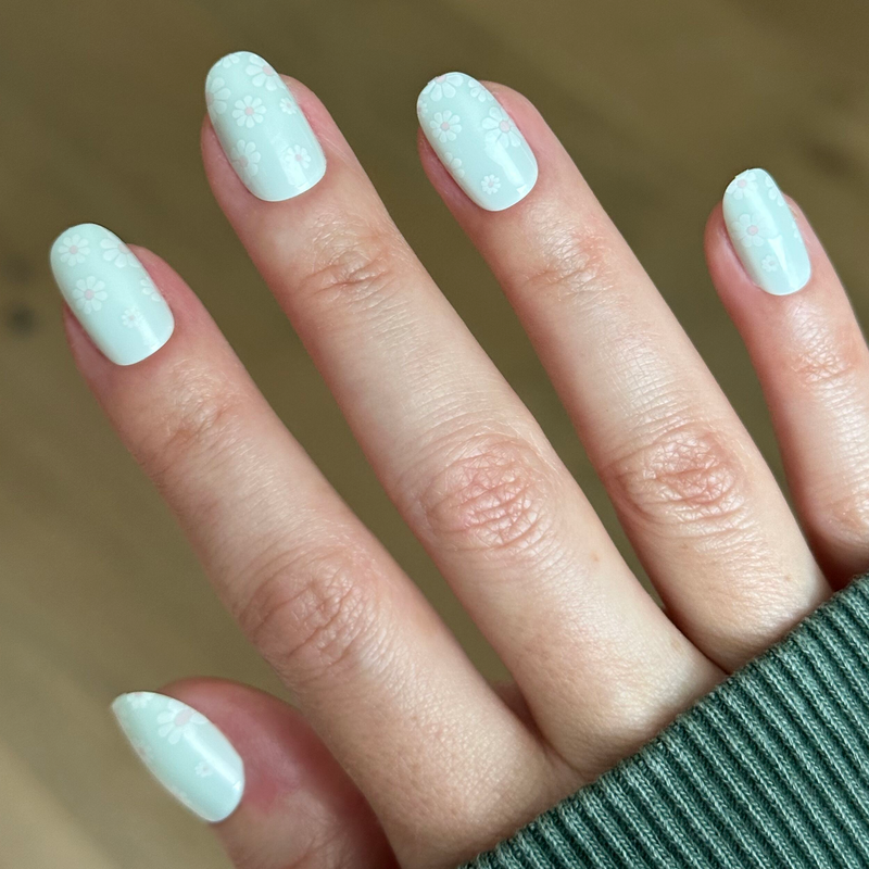 picture of Teal Chrome Flower Shower - Press-On | Short | Round