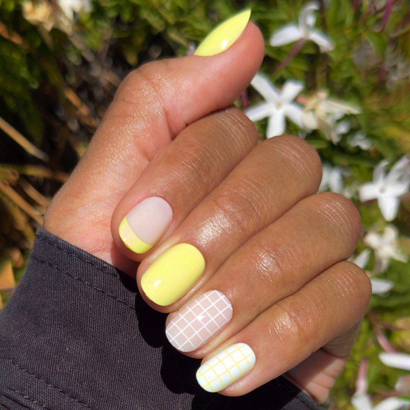 picture of Tennis Vibes Mixed Pack - Press-On | Short | Round