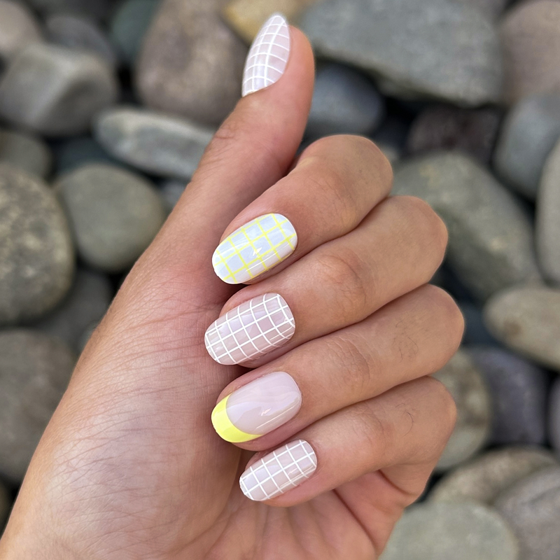 picture of Tennis Vibes Mixed Pack - Press-On | Short | Round