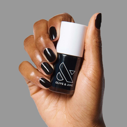 E+M, inky black