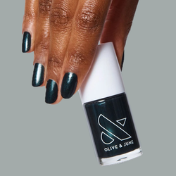 LL, shimmering emerald green