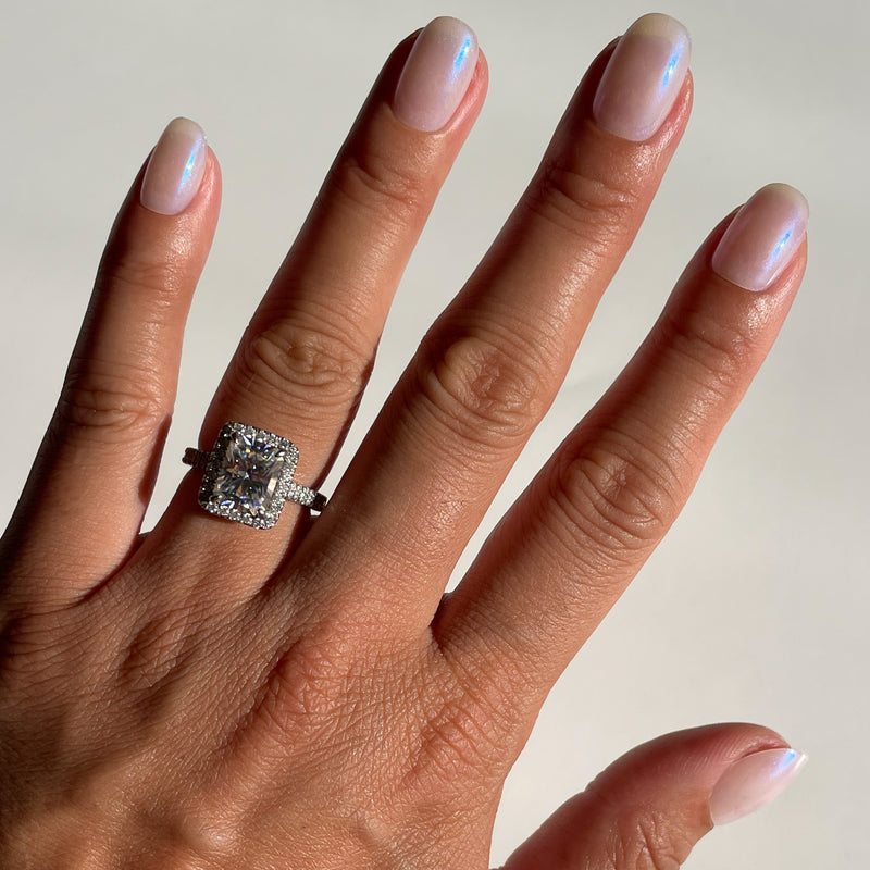 picture of Pink Goldfish | Round | Extra Short