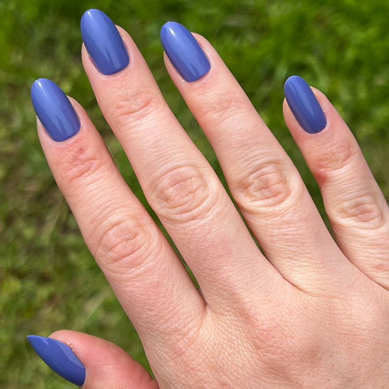 CNH | Oval | Medium second image