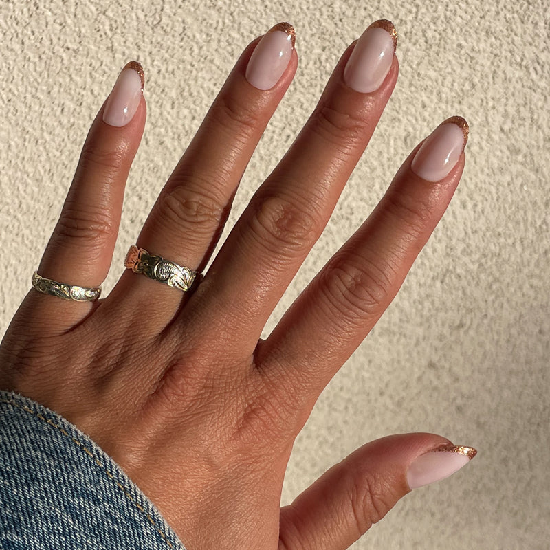 Rose Glitter French | Oval | Medium - Press-On
