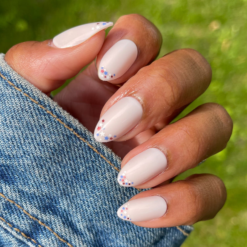 Star Showers | Almond | Medium - Press-On