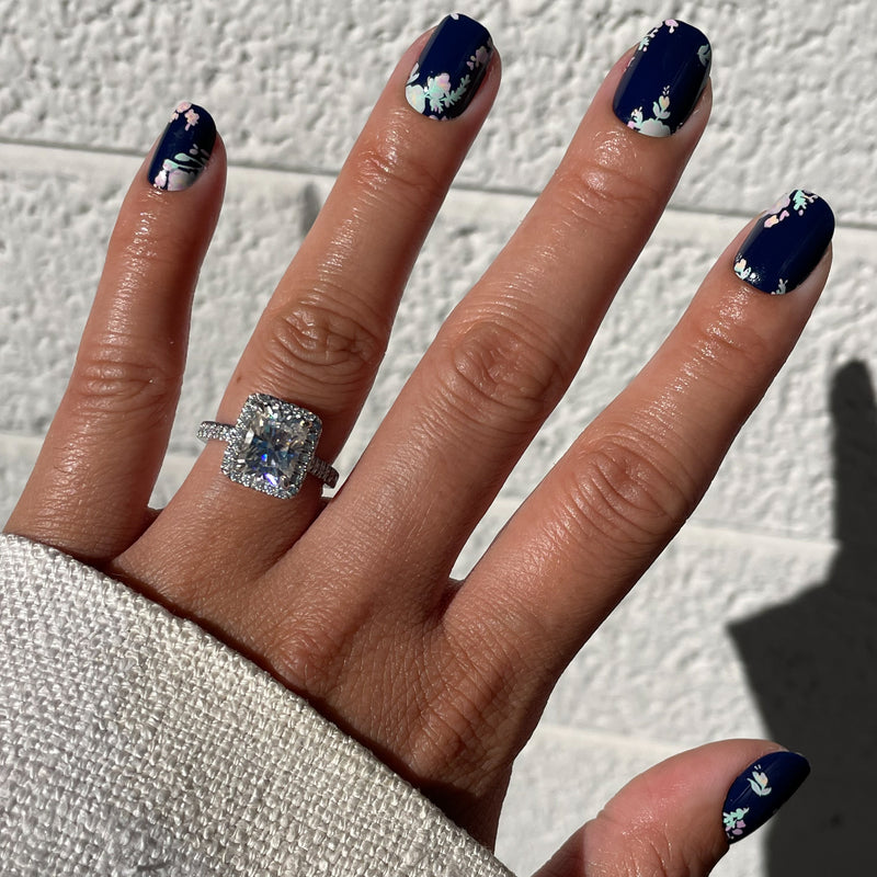 picture of Micro Floral - Press-Ons | Extra Short | Squoval